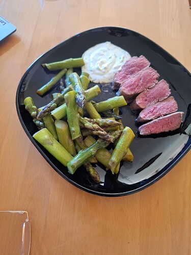 Lamm_gruener_Spargel1